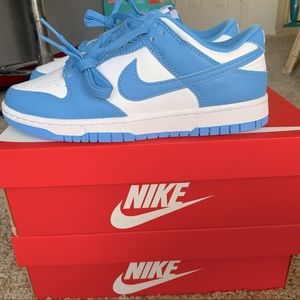 Nike Dunk “AUTHENTIC” UNC